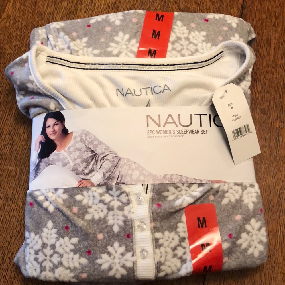 Nautica 2pc women’s PJ set